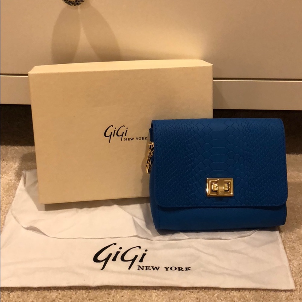 GiGi New York Catie crossbody Bright Blue python